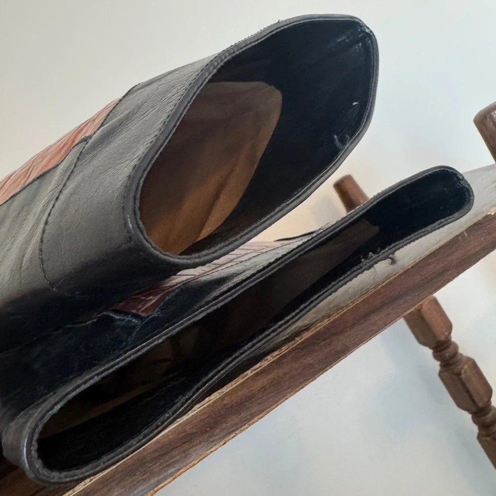 Vintage Black and Tan Heeled Boots - Picture 7 of 9